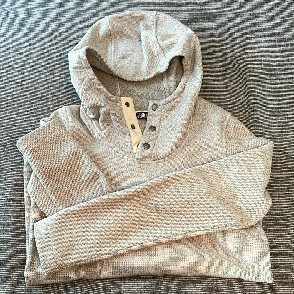 The North Face Hooded Pullover